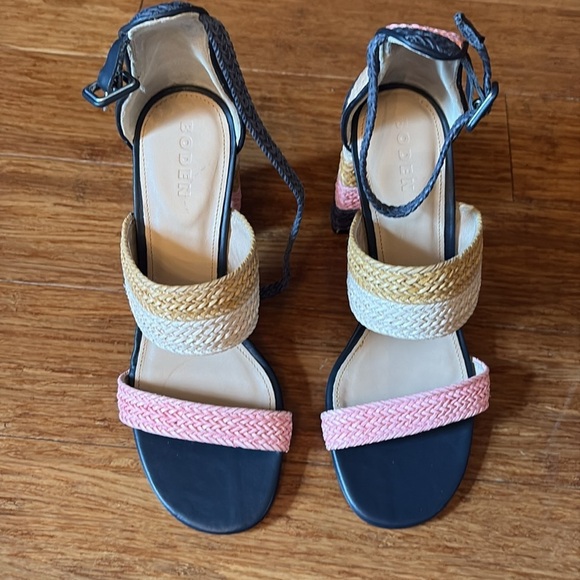 Boden women’s size 39 (8.5) Colorful Strappy Women's chunky heel Sandals - Picture 2 of 7